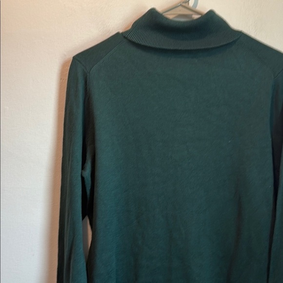 Amazon Essentials Large Emerald Green Turtleneck Sweater - Picture 9 of 10